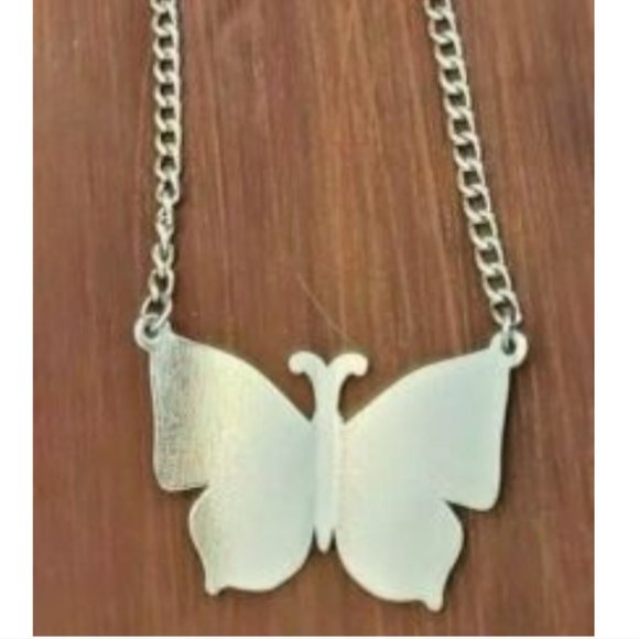 Butterfly Pastel Colors Gold Toned Necklace Choker Figural Multicolor Enamel 18" - Picture 4 of 7